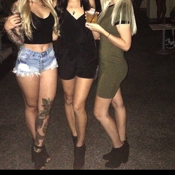 Dress slim - Picture 1 of 6